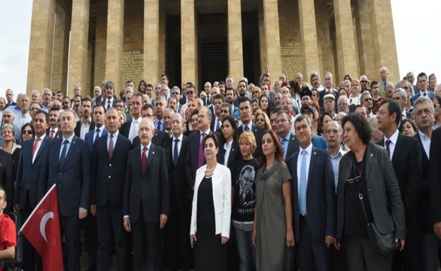 Kılıçdaroğlu: Türkiye çetin bir toplumsal barış sınavından geçiyor