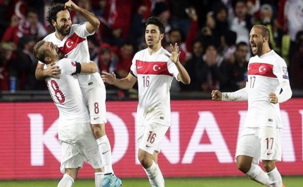 Maç sonucu: Çek Cumhuriyeti 0-2 Türkiye 