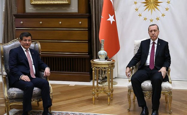 Cumhurbaşkanı Erdoğan ile Başbakan Davutoğlu Bir Araya Gelecek