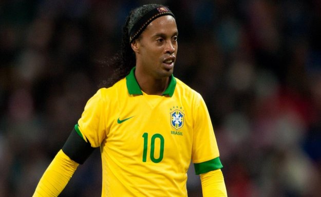 Ronaldinho Uruguay Ligi'ne Transfer Oldu
