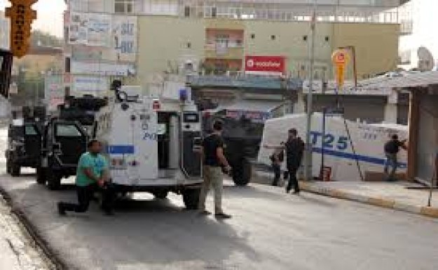 Cizre'den Yine Acı Haber :1 Polis Şehit, 5 Yaralı