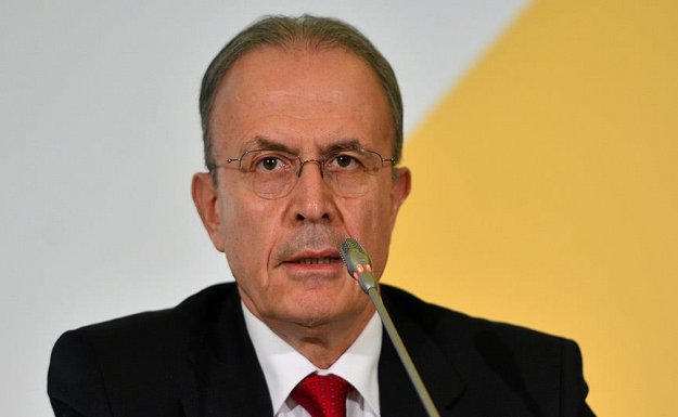 Renault Mais Genel Müdürü : 2016  Canlı Olacak