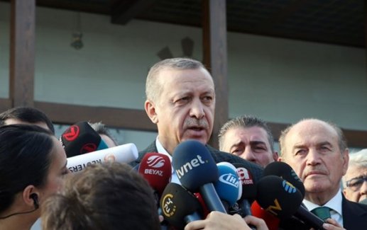 Cumhurbaşkanı Erdoğan: Siz Hizmet Vermekle Mükellefsiniz Hendek Açmakla Değil