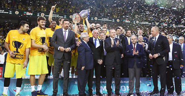 32. Erkekler Cumhurbaşkanlığı Kupası Fenerbahçe'nin