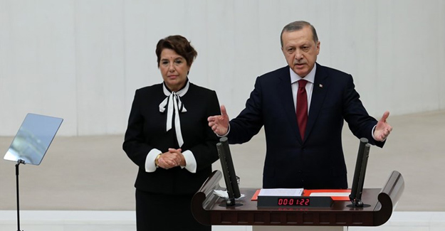Cumhurbaşkanı Erdoğan: 15 Temmuz'u  Unutturmamalıyız