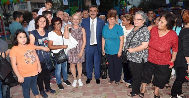 Türkiye’nin İlk Ve Tek Kadın Sohbet Evi Çukurova’da Açıldı