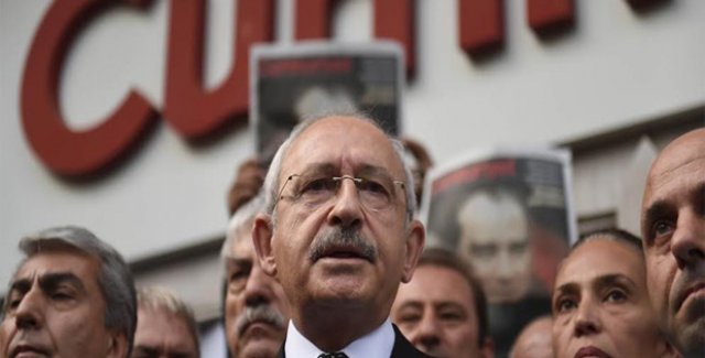 Kılıçdaroğlu, Cumhuriyet Gazetesi'ni Ziyaret Etti