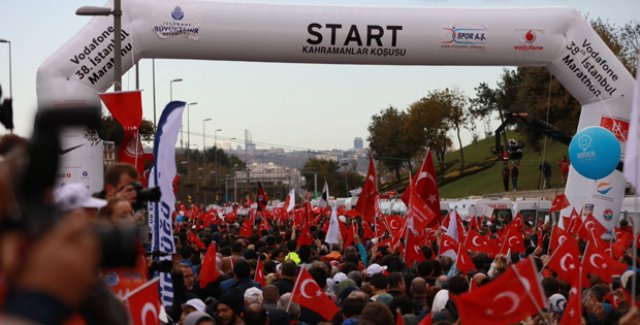 Vodafone 38. İstanbul Maratonu'nda Yüz Binler Türkiye Aşkına Koştu