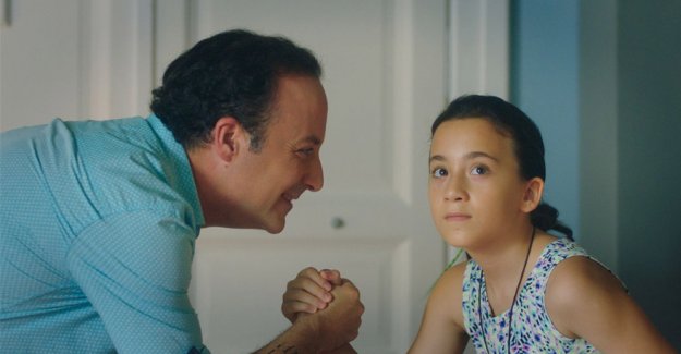 Baba Kızın Eğlenceli ve Hüzünlü Hikayesi: Sen Benim Herşeyimsin
