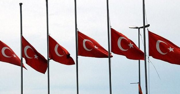 İstanbul'daki Saldırı Nedeniyle Milli Yas İlan Edildi