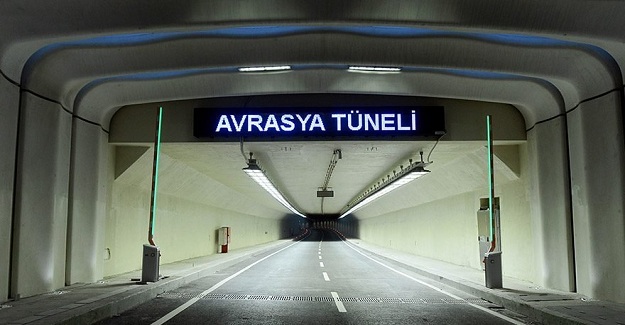 Yağışlardan Dolayı Kapatılan Avrasya Tüneli Trafiğe Açıldı