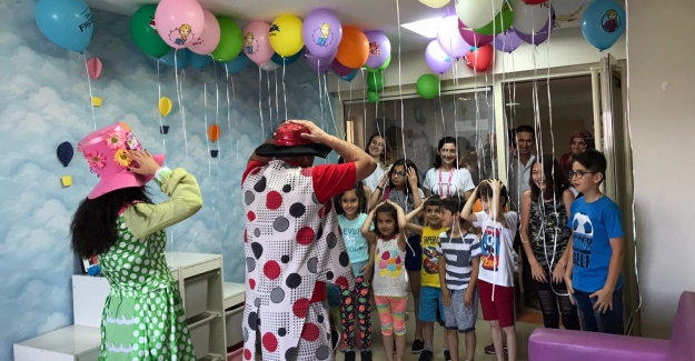 Hacettepe Üniversitesi 50. Yılında Kuruluş Amacı Olan Çocukları Unutmadı