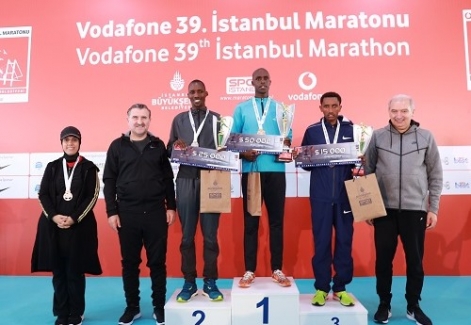 Vodafone 39’uncu İstanbul Maratonu’nda Kıtalar Çocuklar İçin Birleşti