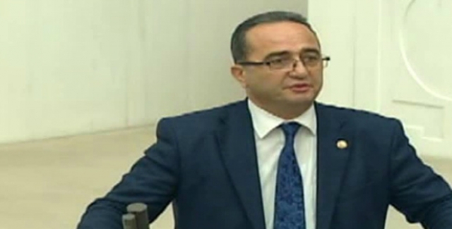 CHP’li Tezcan: “İçişleri Bakanı Ergen Çocuk Gibi”