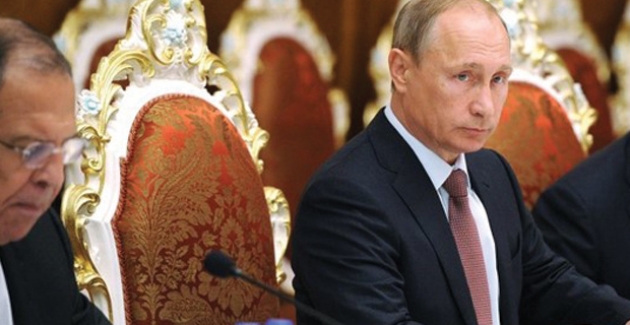 Putin’den Sürpriz Suriye Ziyareti: Rus Güçlerine “Çekilmeye Başlayın” Emri