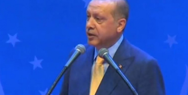 Cumhurbaşkanı Erdoğan: Yaşadığınız Ülkelerdeki Siyasi Partilerde Aktif Şekilde Rol Alın