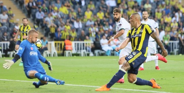 Fenerbahçe Şampiyonlar Ligi Vizesi Aldı