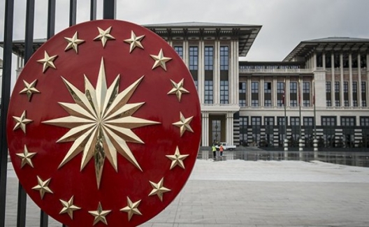 Cumhurbaşkanı Erdoğan’dan TBMM Başkanı Yıldırım’a Devlet Şeref Madalyası
