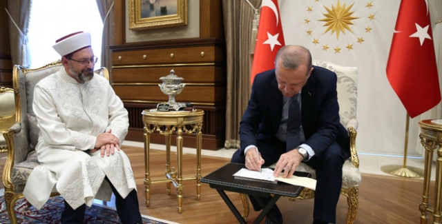 Cumhurbaşkanı Erdoğan’dan TDV’ye Kurban Bağışı