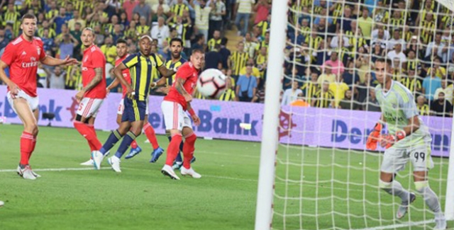 Fenerbahçe Şampiyonlar Ligi'ne 3. Eleme Turunda Veda Etti