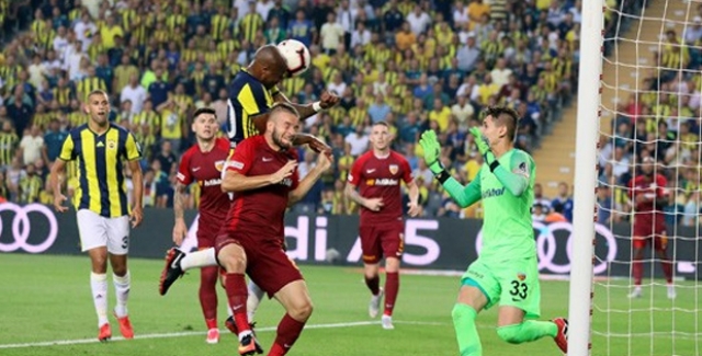 Fenerbahçe Evinde Kayseri'ye Mağlup Oldu