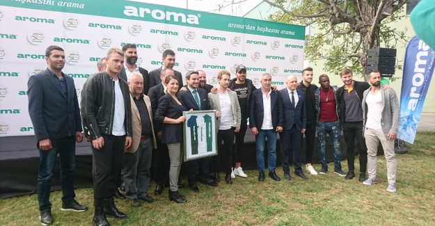 Aroma 50. Yılında, Bursaspor Oyuncuları İle Geleneksel Piknikte Bir Araya Geldi