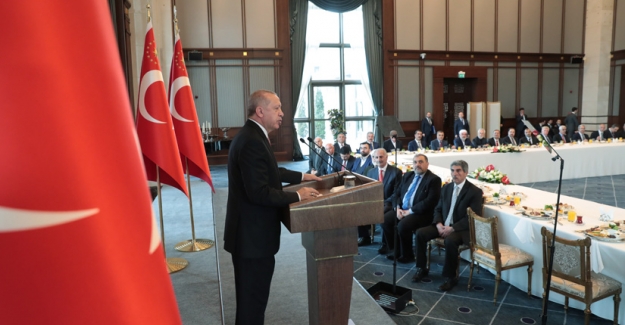Cumhurbaşkanı Erdoğan, Doğu Ve Güneydoğu Anadolu Bölgelerinden Kanaat Önderlerini Kabul Etti