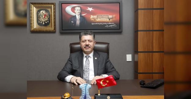 “İstiklal Marşı; Türk Milleti’nin Bağımsızlığa Olan Tutkusunu En Güzel Biçimde Yansıtmaktadır"