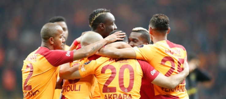 Galatasaray 3 Puanı 3 Gol İle Aldı