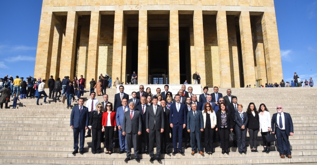 Kadıköy Belediye Başkanı Odabaşı Ve Meclis Üyeleri Ata’nın Huzurunda