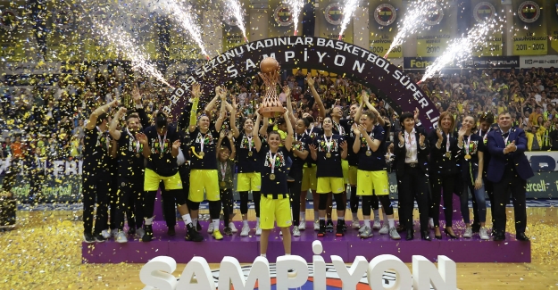 Kadınlar Basketbol Süper Liginde Şampiyon Fenerbahçe