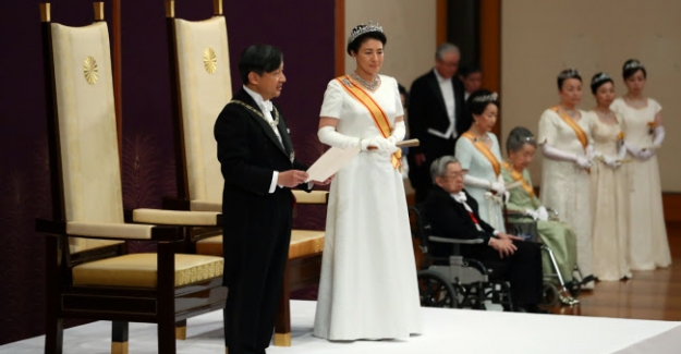 Xi Yeni Japonya İmparatoru Naruhito'yu Kutladı