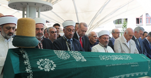 Cumhurbaşkanı Erdoğan, Prof. Dr. Emin Işık’ın Cenaze Törenine Katıldı