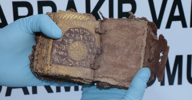 Diyarbakır'da Roma Dönemine Ait Tarihi Kitap Ele Geçirildi