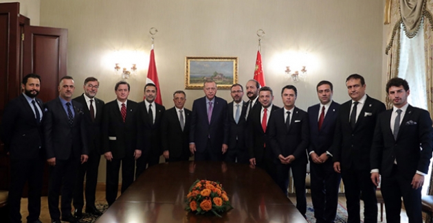Cumhurbaşkanı Erdoğan, BJK Başkanı Çebi ve Yönetim Kurulu Üyelerini Kabul Etti