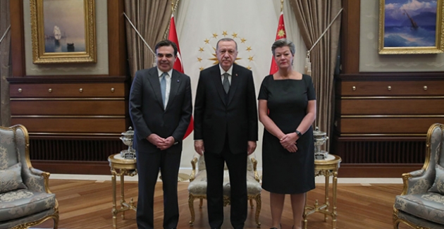 Cumhurbaşkanı Erdoğan, AB Komisyonu Başkan Yardımcısı Schinas ve AB İçişlerinden Sorumlu Komisyon Üyesi Johansson’u Kabul Etti