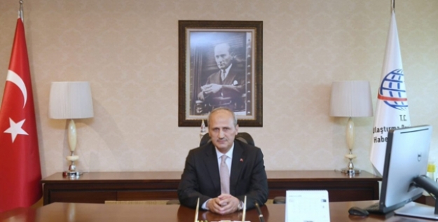 Ulaştırma ve Altyapı Bakanı Turhan'dan Yeni Yıl Mesajı