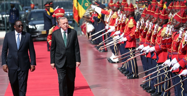 Cumhurbaşkanı Erdoğan, Senegal Cumhurbaşkanlığı Sarayında
