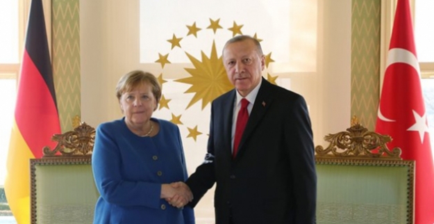 Cumhurbaşkanı Erdoğan, Almanya Başbakanı Merkel İle Telefonda Görüştü