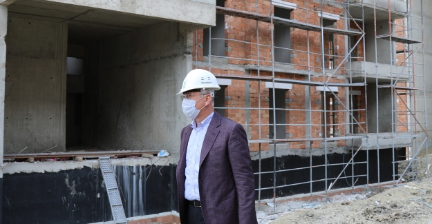 TOKİ Başkanı Bulut, Demir Ve Çimentoya Yapılan Zamları Eleştirdi
