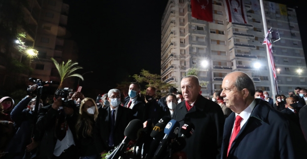 Cumhurbaşkanı Erdoğan, KKTC'de Kapalı Maraş Bölgesinde İncelemelerde Bulundu
