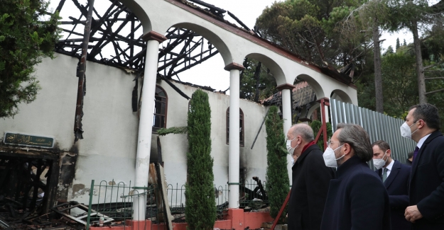 Cumhurbaşkanı Erdoğan, Tarihî Vaniköy Camii’nde İncelemelerde Bulundu