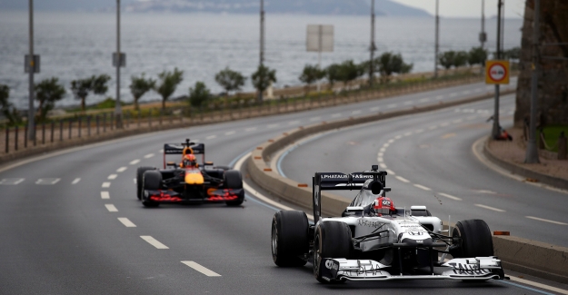 İstanbul’a Özel Olarak Hazırlanan Formula 1 Kupası Sahibini Bekliyor