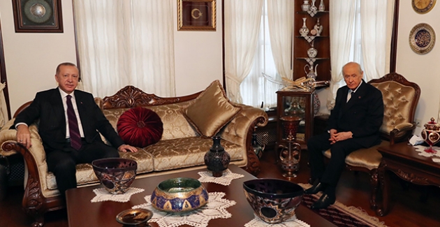 Cumhurbaşkanı Erdoğan, MHP Genel Başkanı Bahçeli'yi Evinde Ziyaret Etti