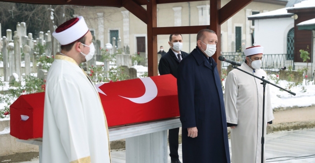 Cumhurbaşkanı Erdoğan, Prof. Dr. Nur Vergin’in Cenaze Törenine Katıldı
