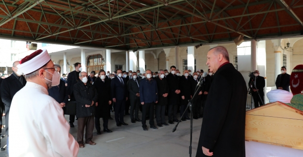 Cumhurbaşkanı Erdoğan, Elazığlı Kanaat Önderi Hafız Nazırlı’nın Cenaze Törenine Katıldı
