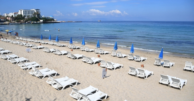 Turizmin Başkentinde Plajlar Misafirlerini Bekliyor