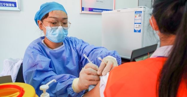Çin’de Nüfusun Yüzde 40’ı İkinci Doz Kovid-19 Aşısı Oldu
