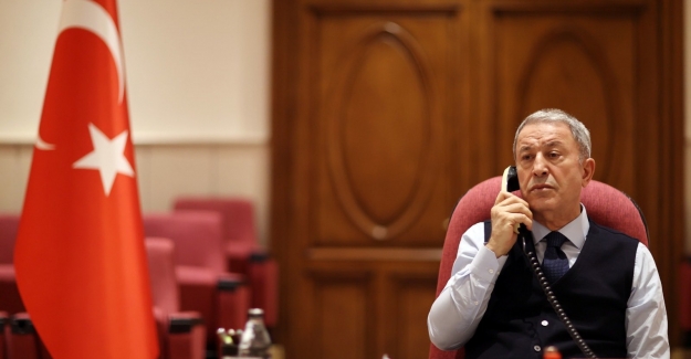Millî Savunma Bakanı Akar, Rusya Savunma Bakanı Şoygu ile Telefonda Görüştü