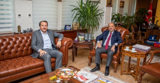 Bakan Bilgin, Memur-Sen Genel Başkanı Ali Yalçın ile Bir Araya Geldi